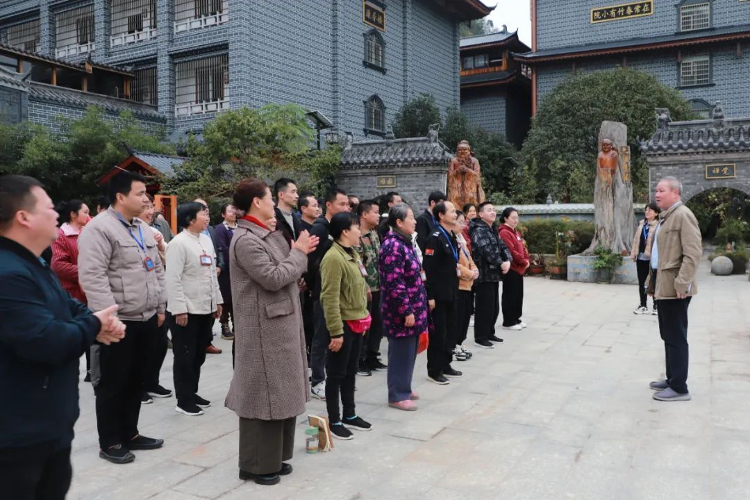 1721973584584887.jpg 夏老師發表開工致辭.jpg