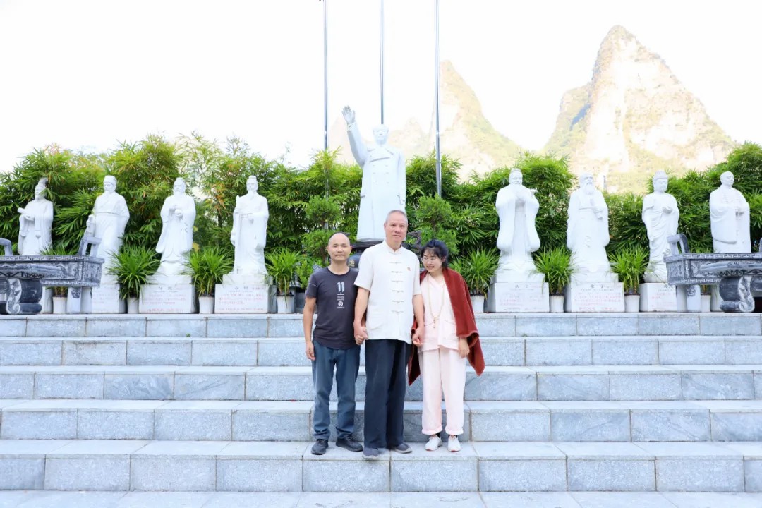 1728950723729524.jpg 1728950723729524.jpg