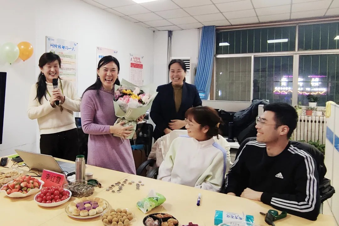 1729041537353611.jpg 1729041537353611.jpg