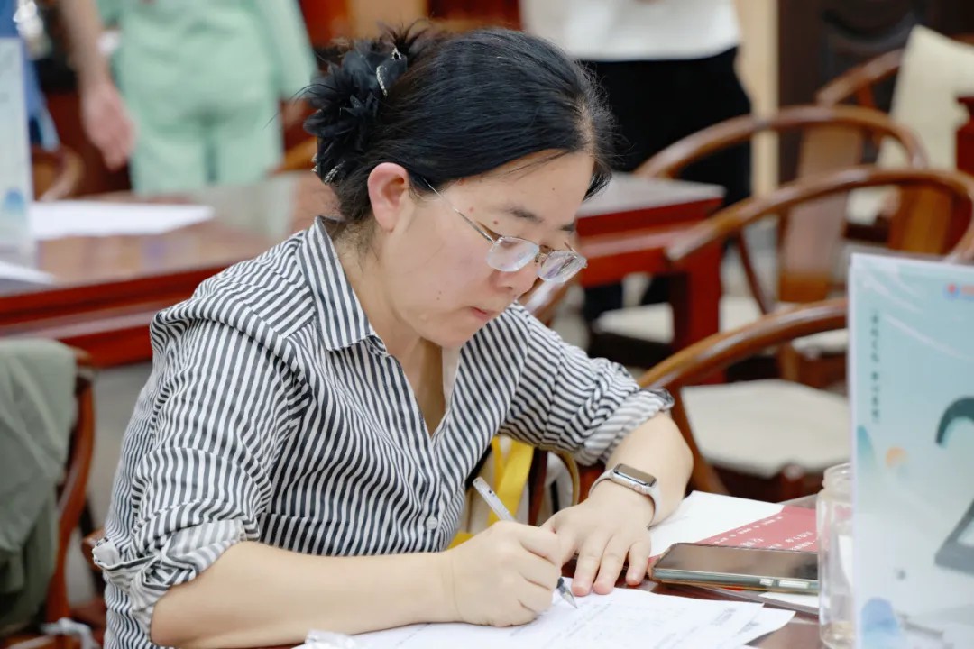 1729995605806371.jpg 1729995605806371.jpg