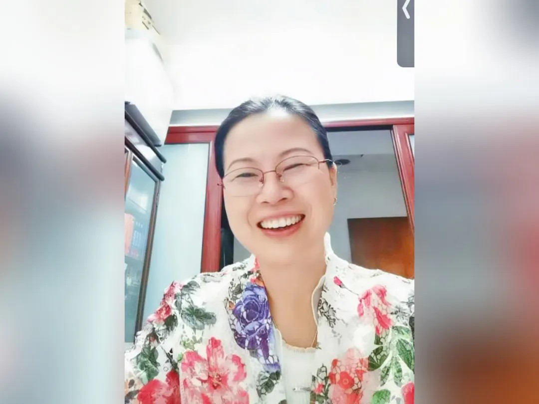 1731980876111599.jpg 1731980876111599.jpg