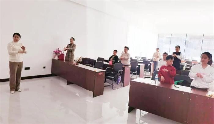 1735010707207199.jpg 640.jpg