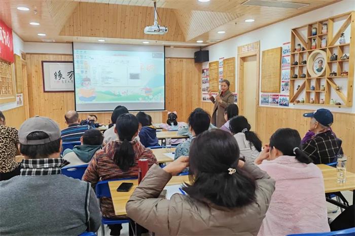 1736306119666594.jpg 640 (1).jpg