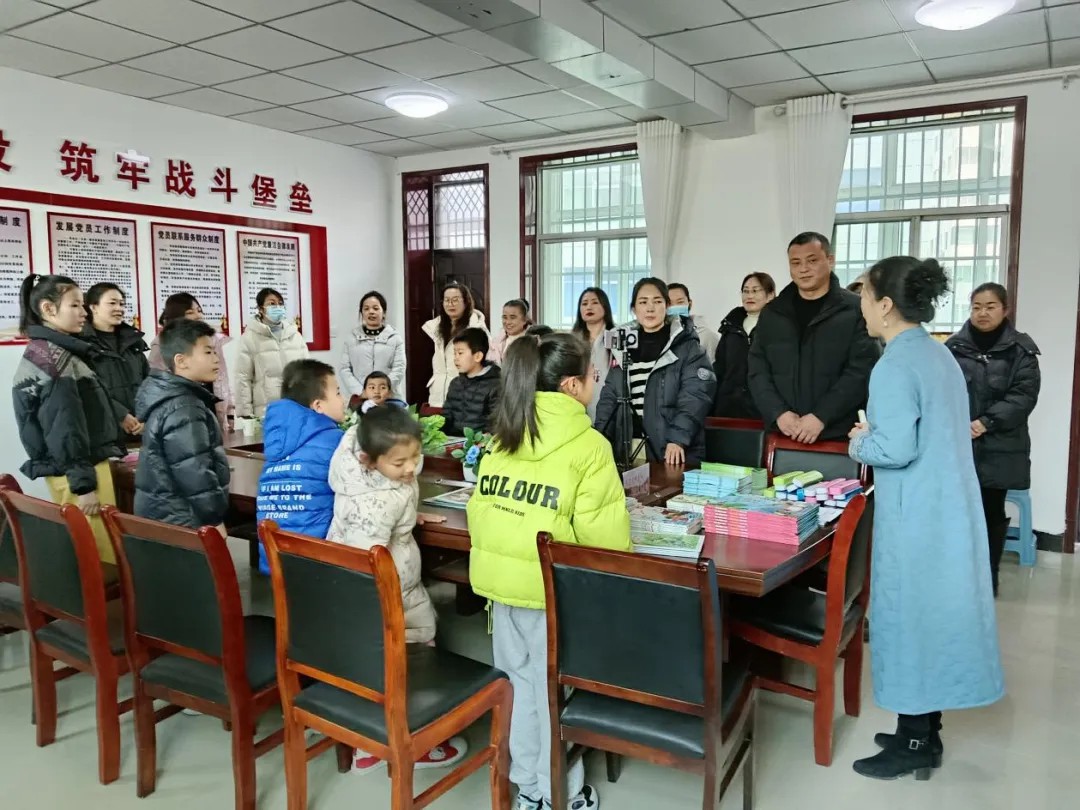 1739759118985272.jpg 1739759118985272.jpg