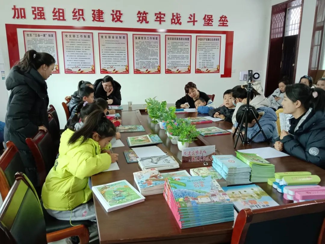 1739759136847361.jpg 1739759136847361.jpg