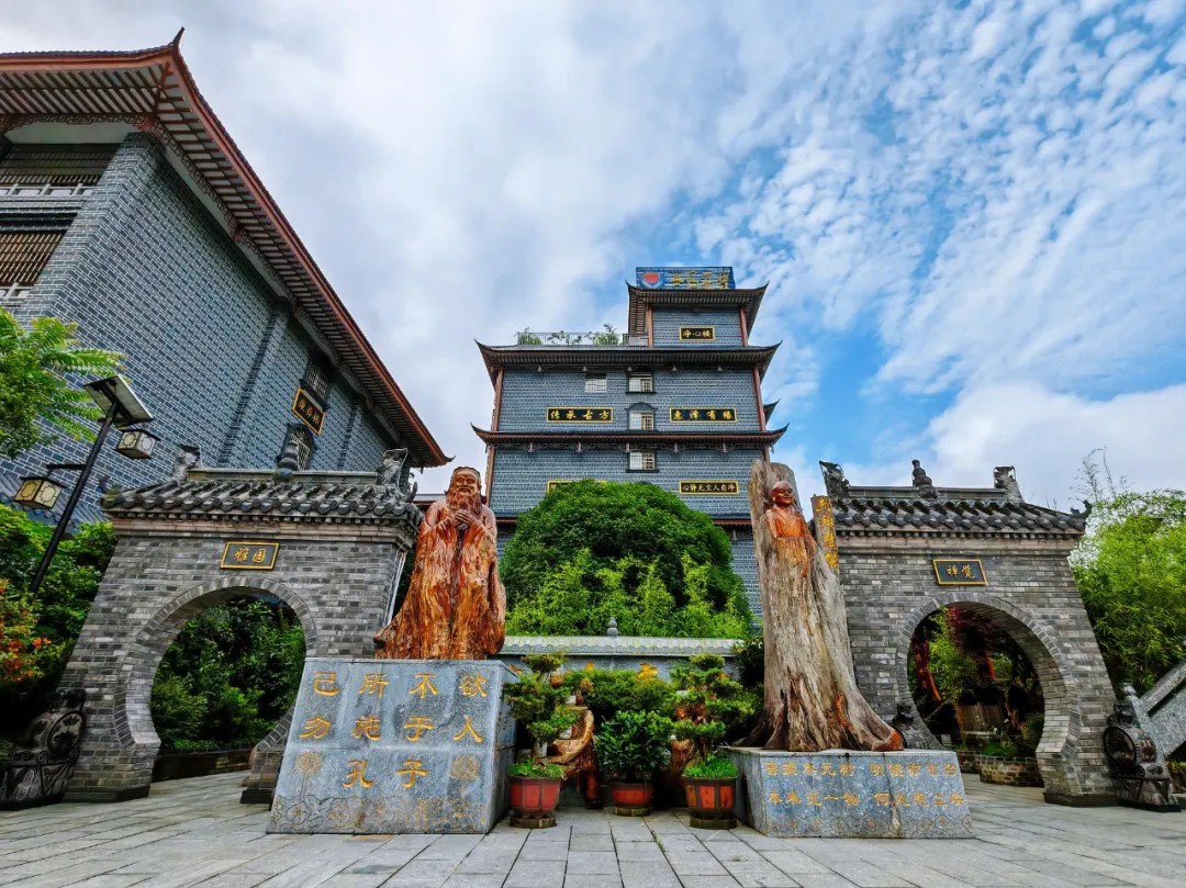 1742806200579058.jpg 1742806200579058.jpg