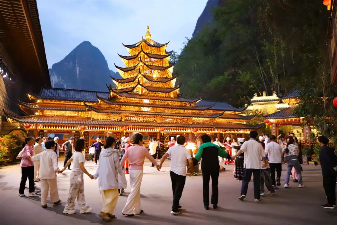 1744956437106086.jpg 1744956437106086.jpg