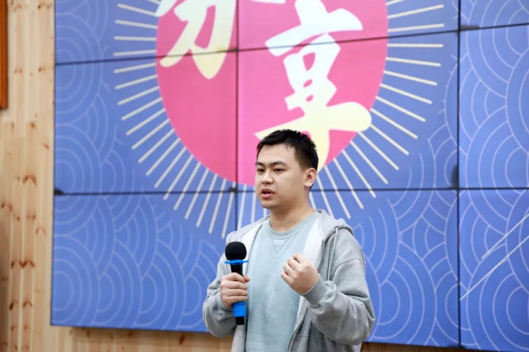 1746348452124654.jpg 1746348452124654.jpg