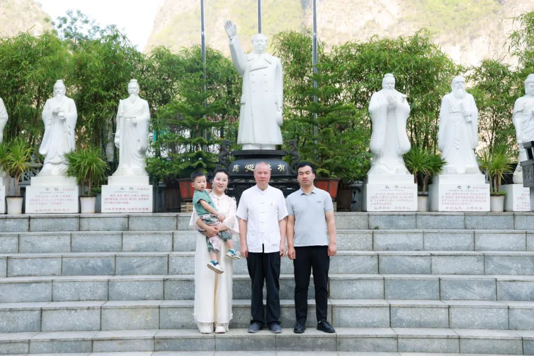 1749092838129224.jpg 1749092838129224.jpg