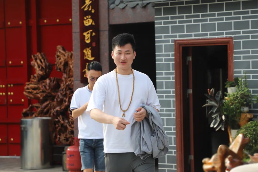 1753322658128901.jpg 1753322658128901.jpg